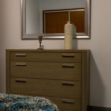 Silver Gate 公寓 *