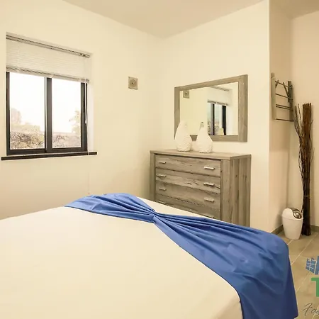 Silver Gate * Cinco Ribeiras