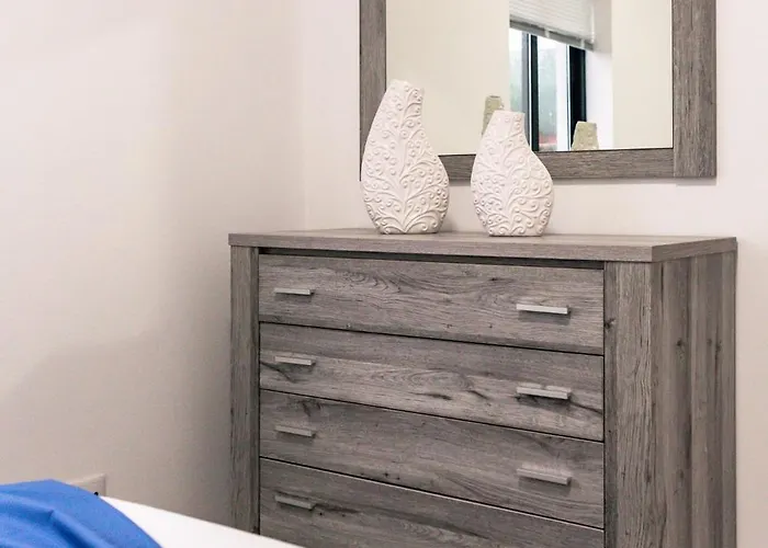 Silver Gate 公寓 *